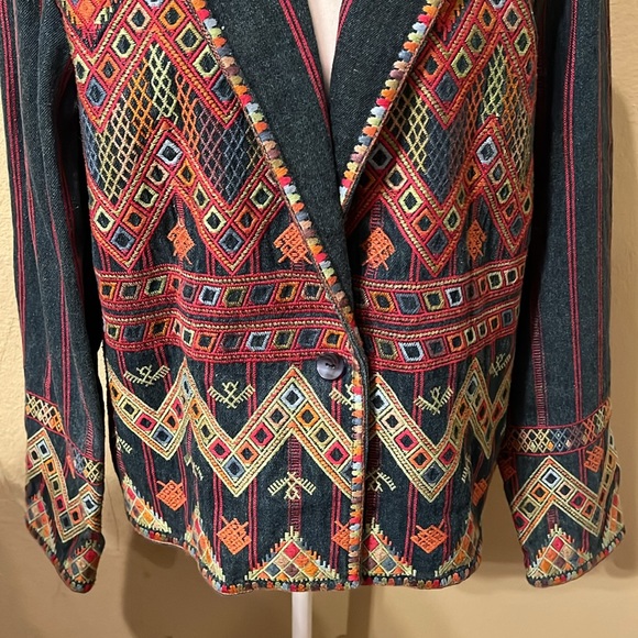 🧥 LN bonnie & norma brand women’s jean jacket with embroidery - Picture 3 of 12